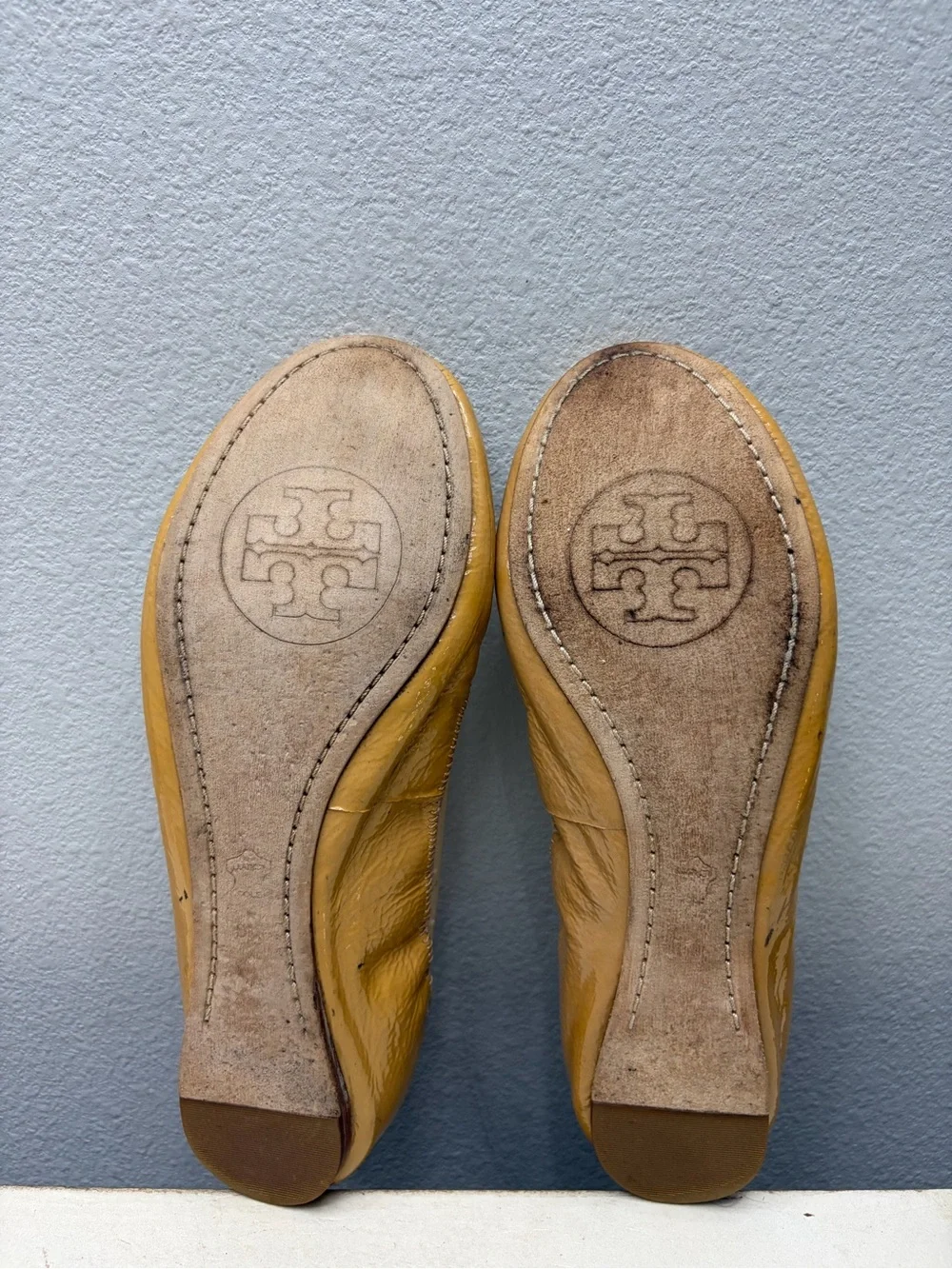 Tory Burch Brown Parent Leather Coraline Flats Size 8